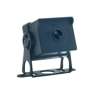 Kamera Rear View untuk Mobil dengan Full HD Resolution Night Vision dan Desain Waterproof